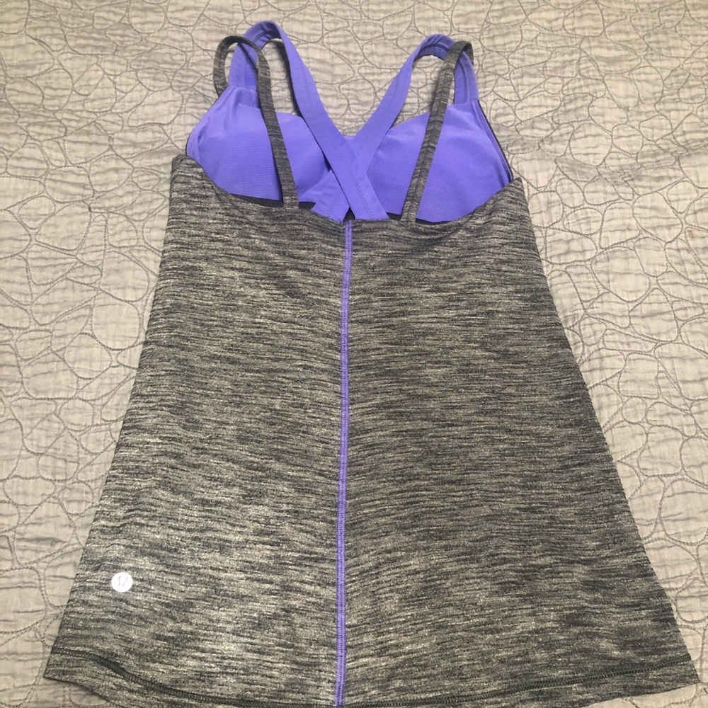 Lululemon Women’s Tank W/Built-In Bra - Picture 2 of 2